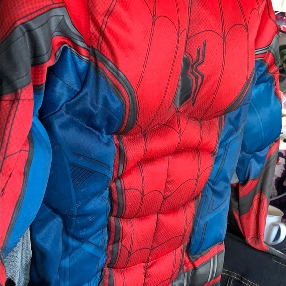 Spider-Man costume - Picture 2 of 4